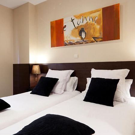 Thc Tirso Molina Hostel Madrid Exterior photo